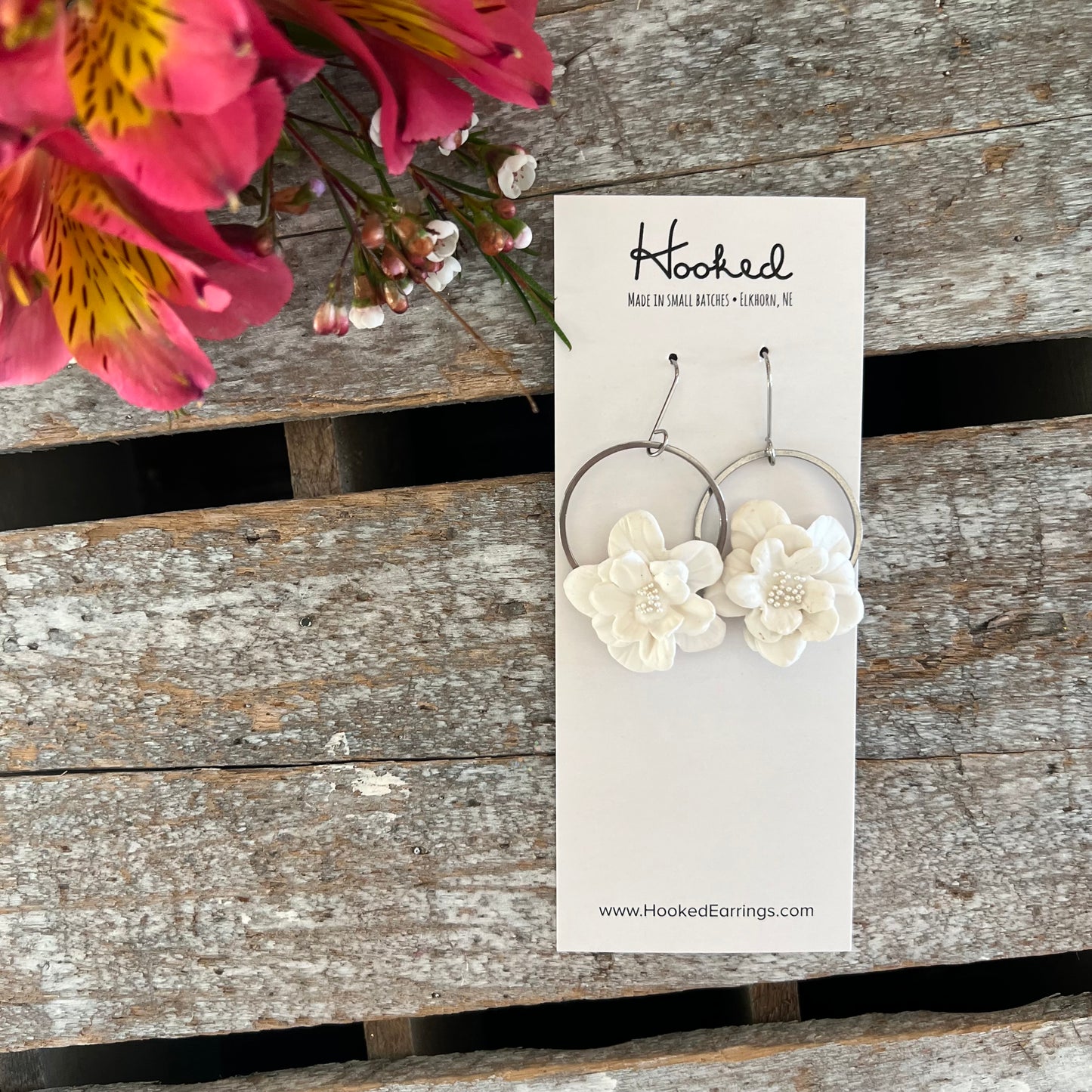Floral Hoop Earrings in Daisy