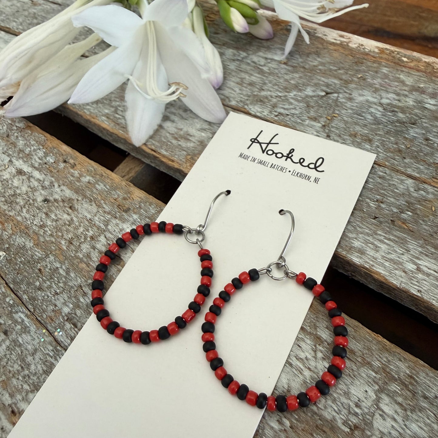 Nebraska Beaded Hoop Earrings - Red and Black
