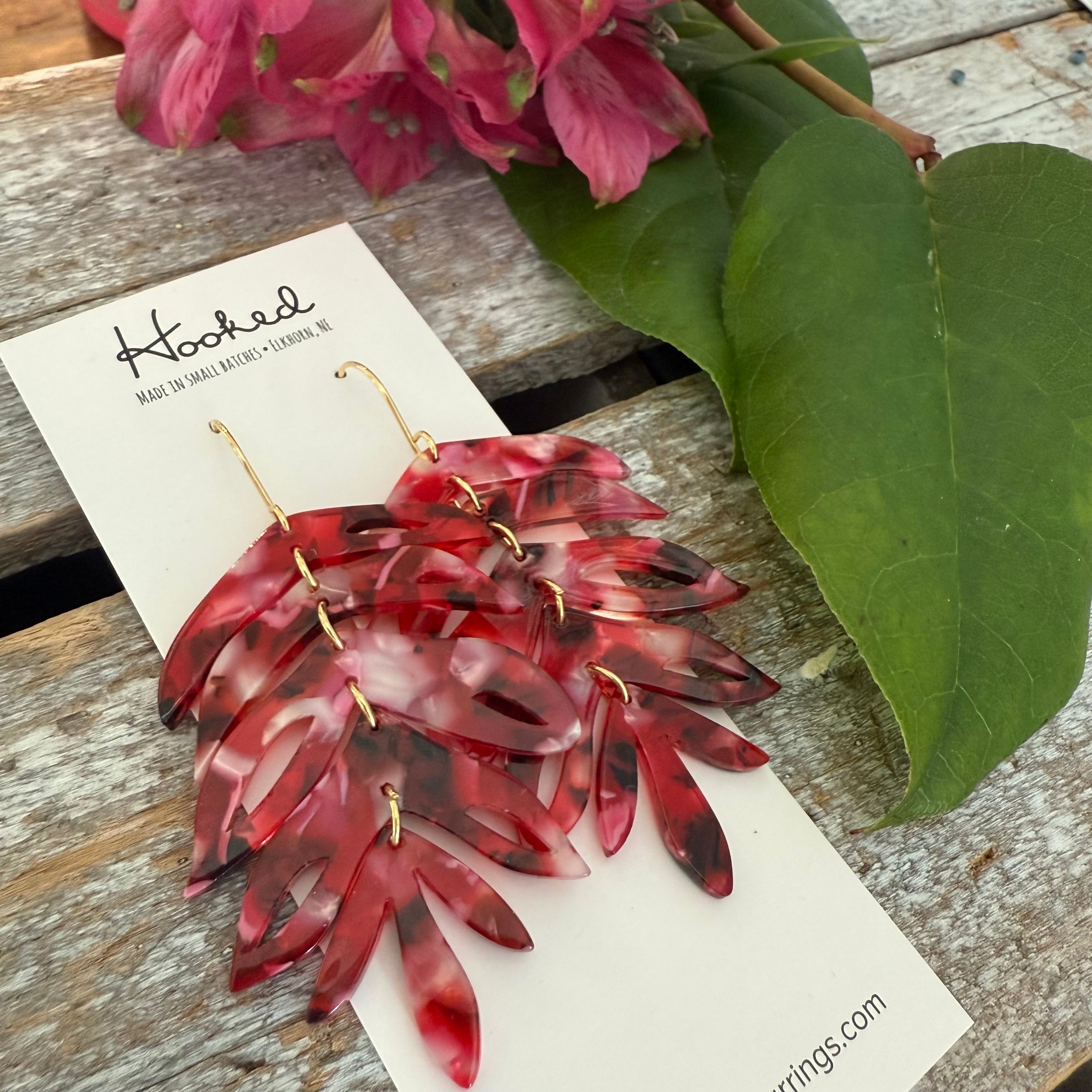 Palm Frond Earrings - Marbled Red