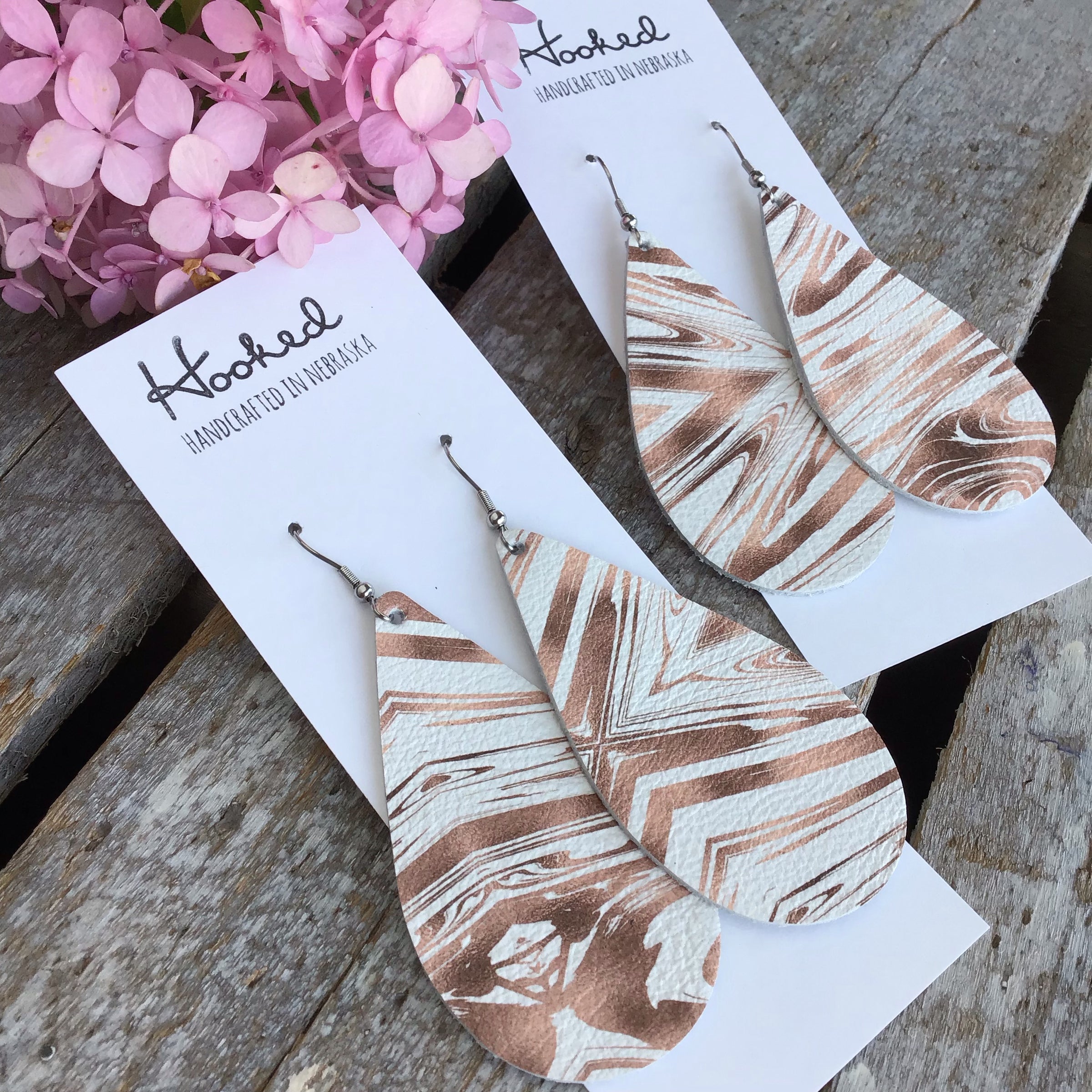 Latte Swirl Teardrops - Large