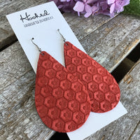 Hexagon Teardrops in Scarlet - XL