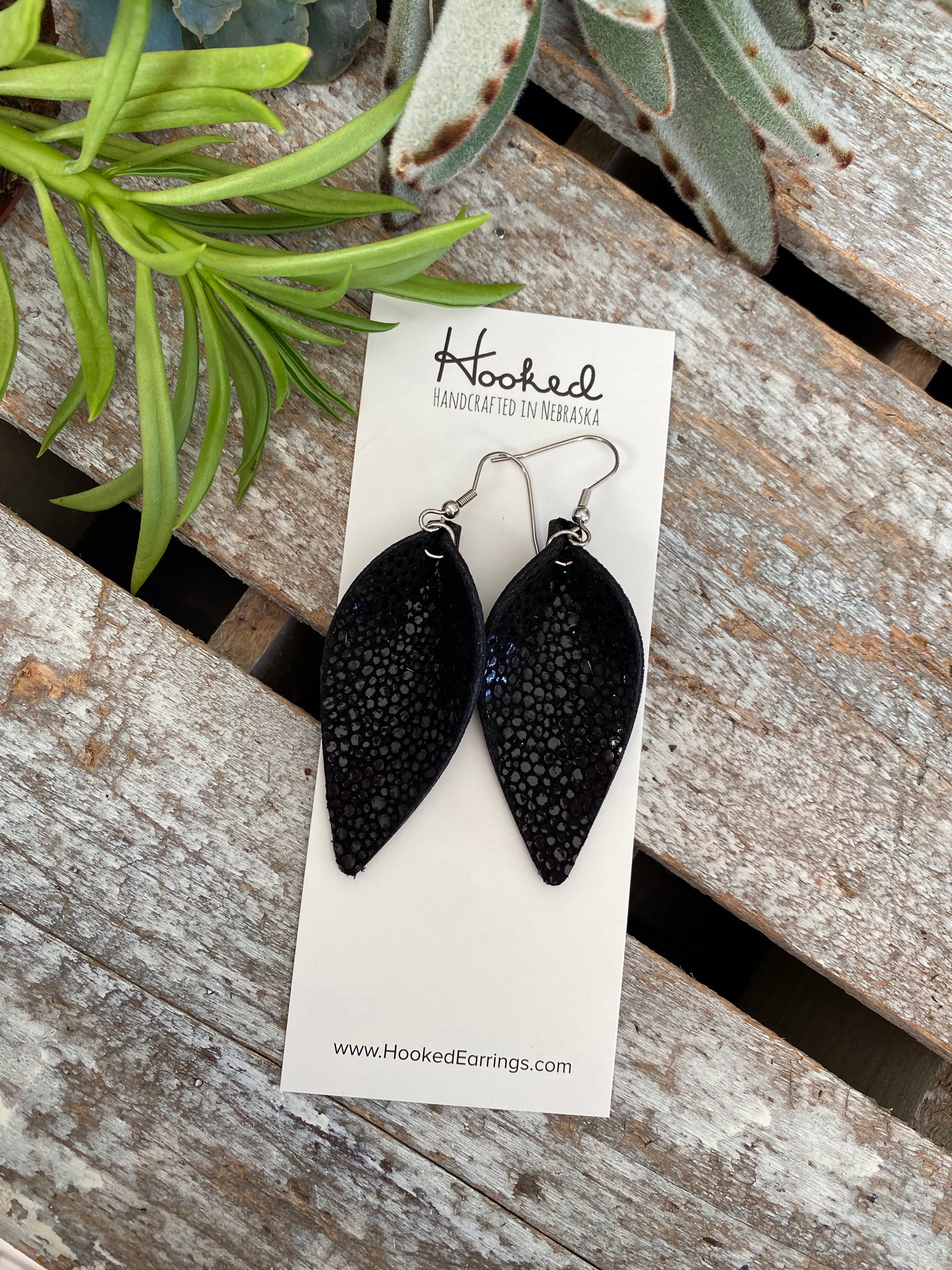 Black Shimmer Lilies - Medium