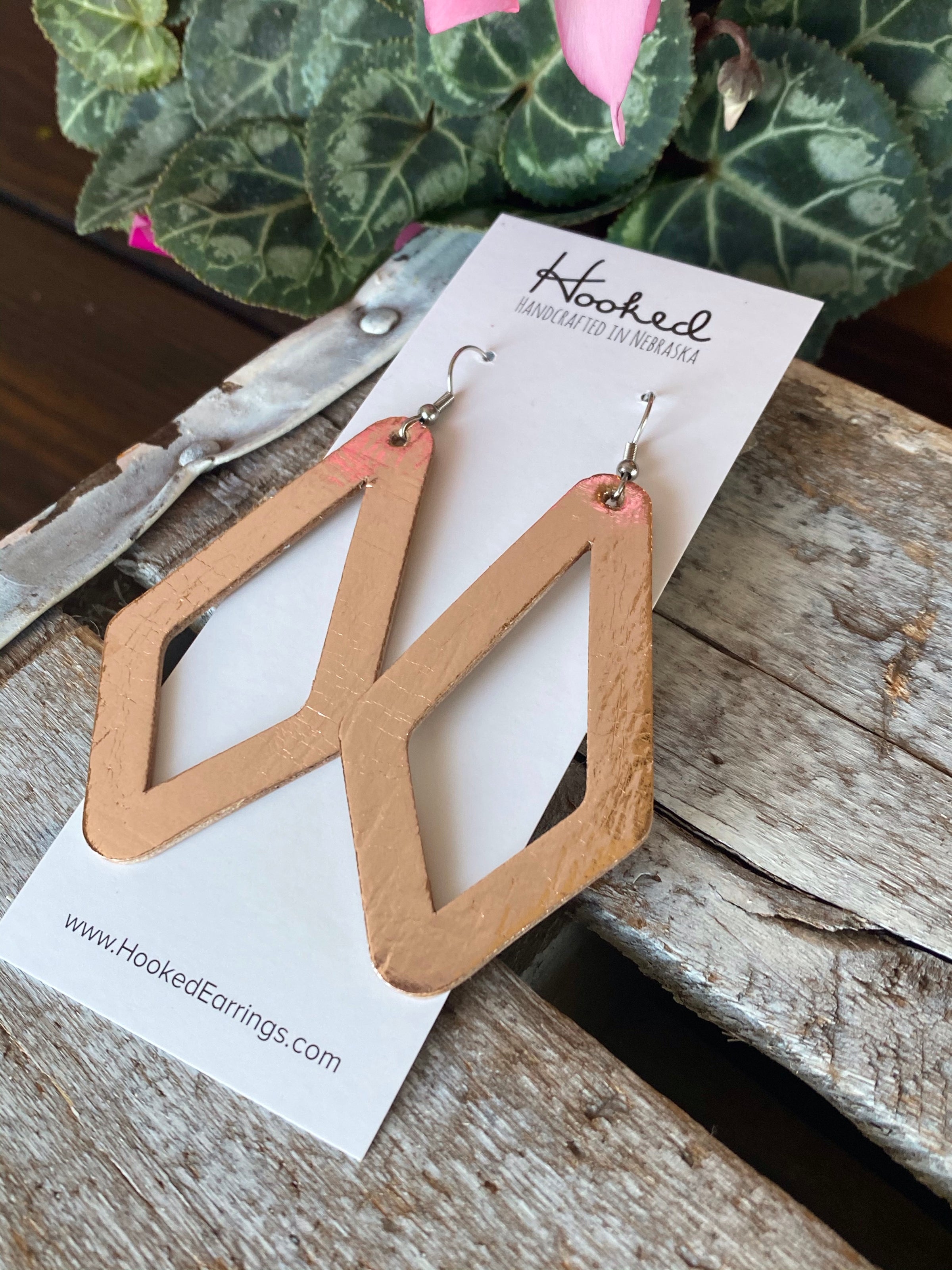 Mirrored Diamond Cutouts in Rose Gold - Large