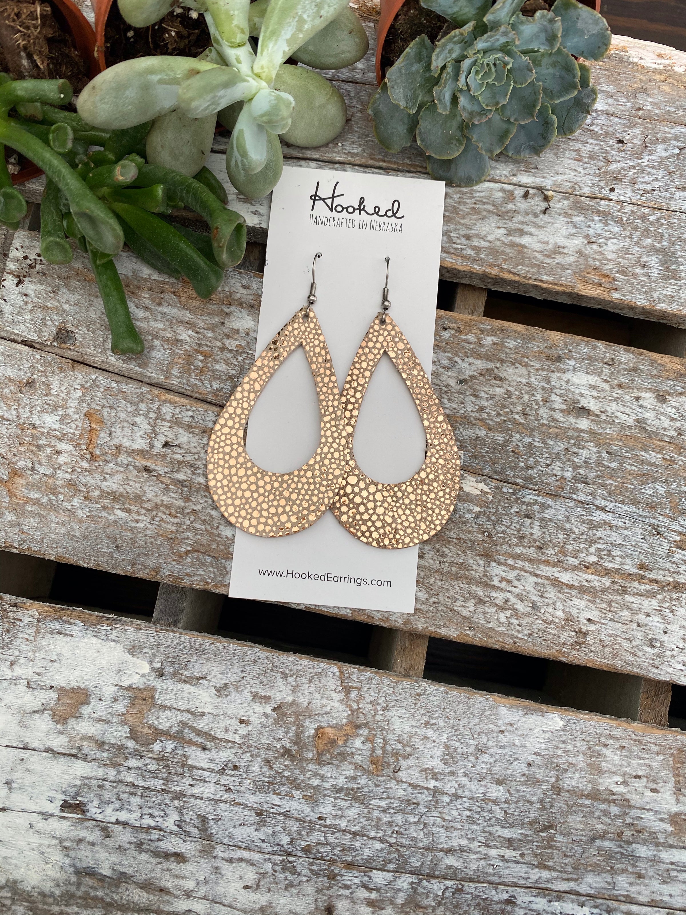 Rose Gold Shimmer Teardrop Cutouts - Large