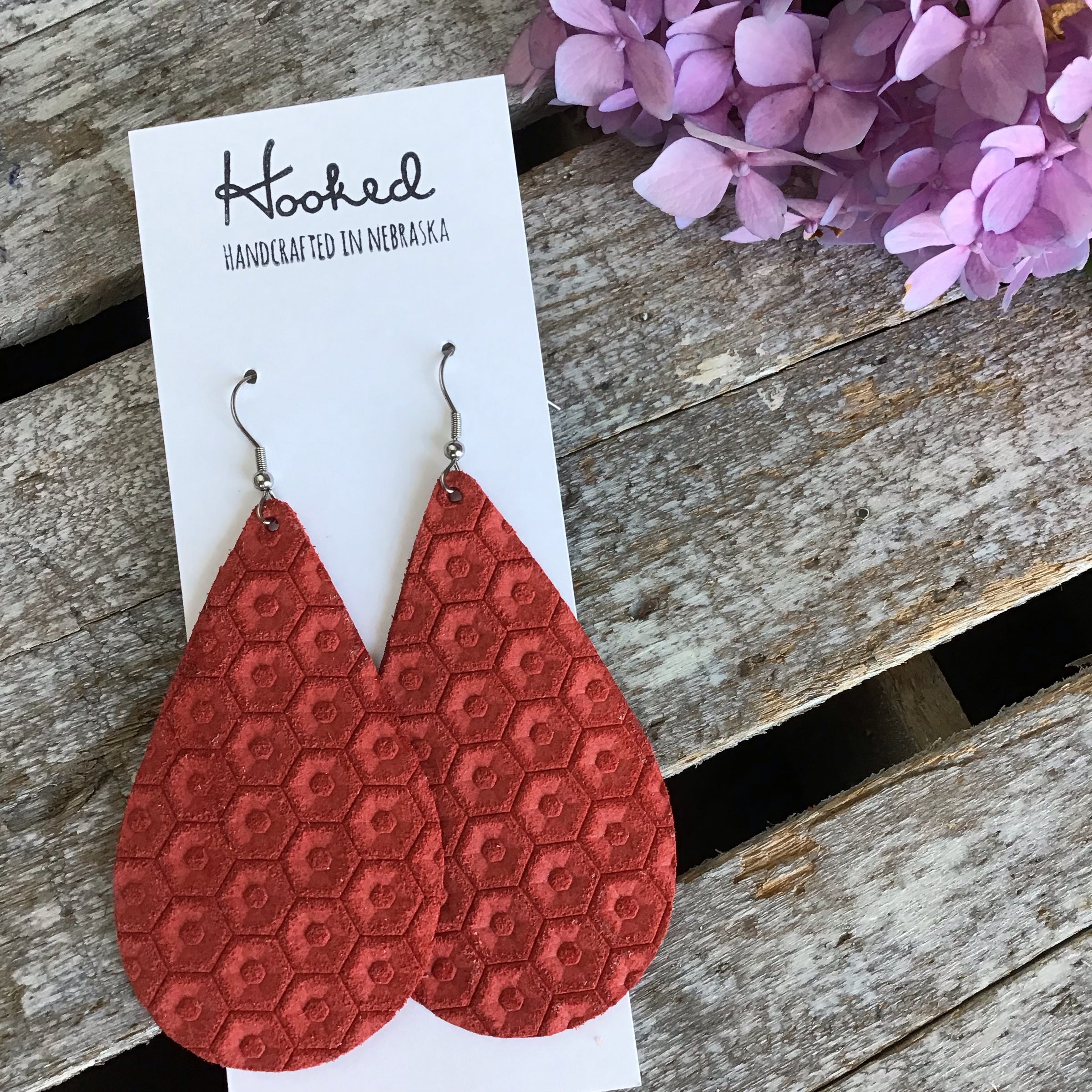 Hexagon Teardrops in Scarlet - XL