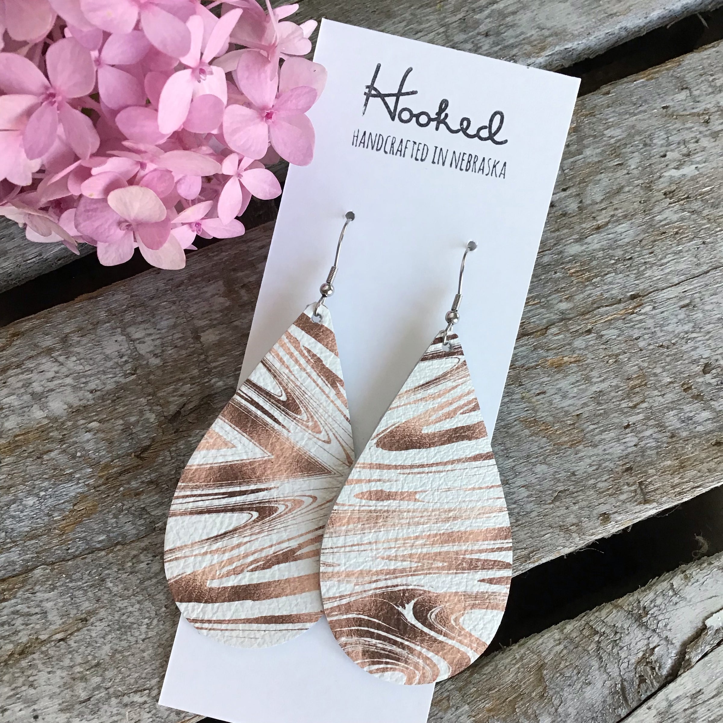 Latte Swirl Teardrops - Large