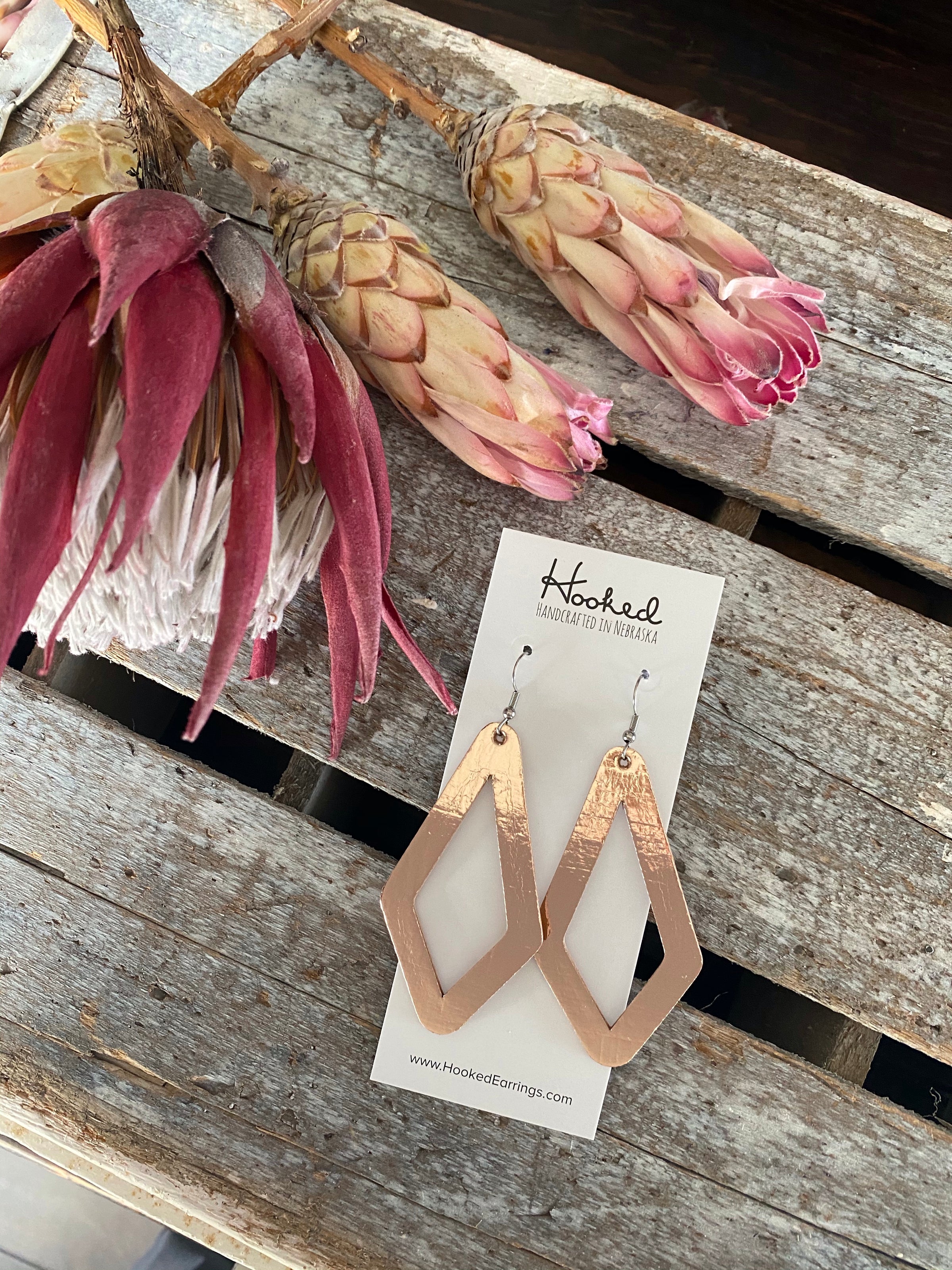 Mirrored Diamond Cutouts in Rose Gold - Large