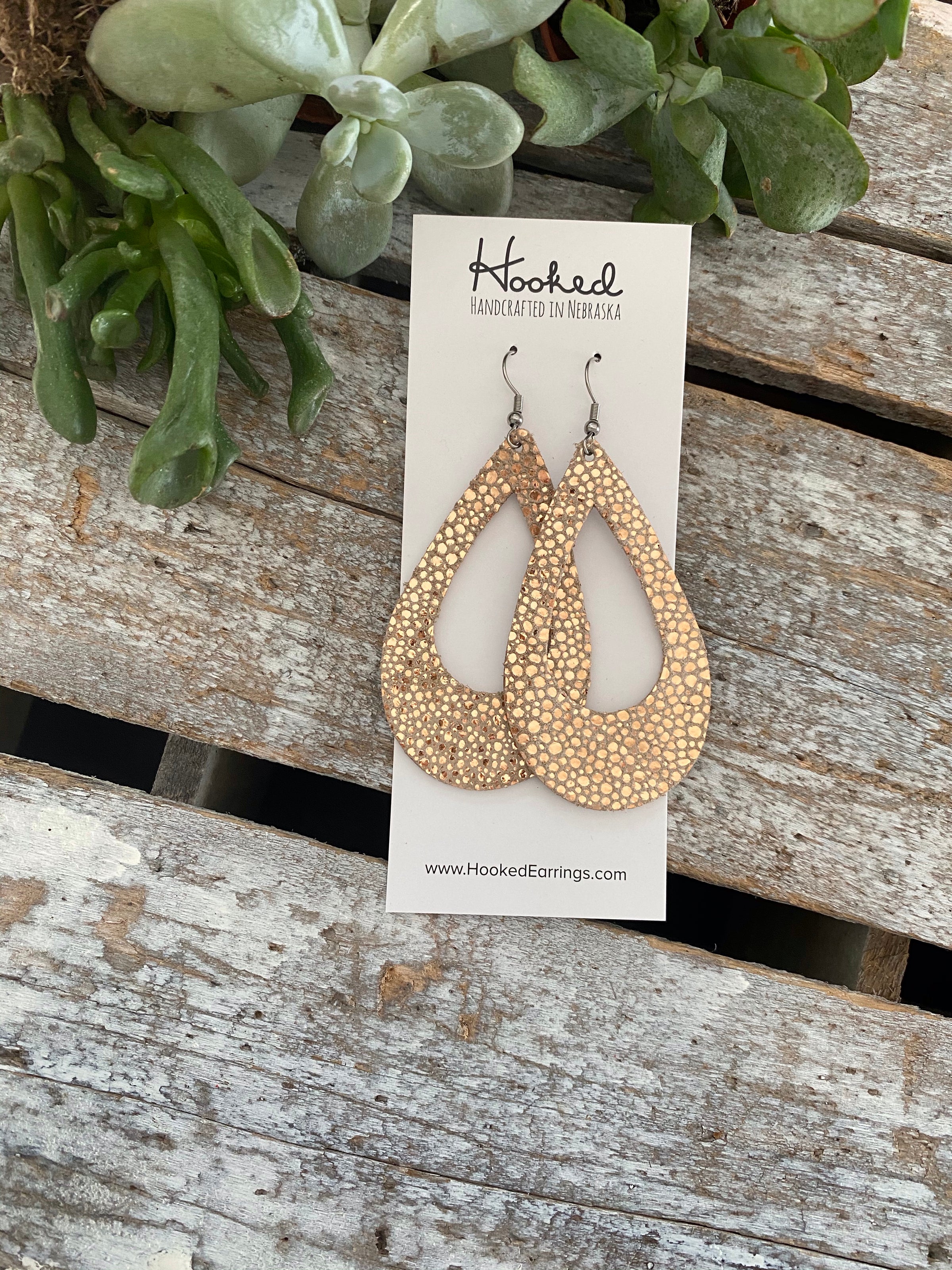 Rose Gold Shimmer Teardrop Cutouts - Large