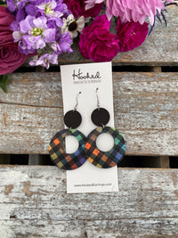 Gradient Gingham Stacked Circle Cutouts