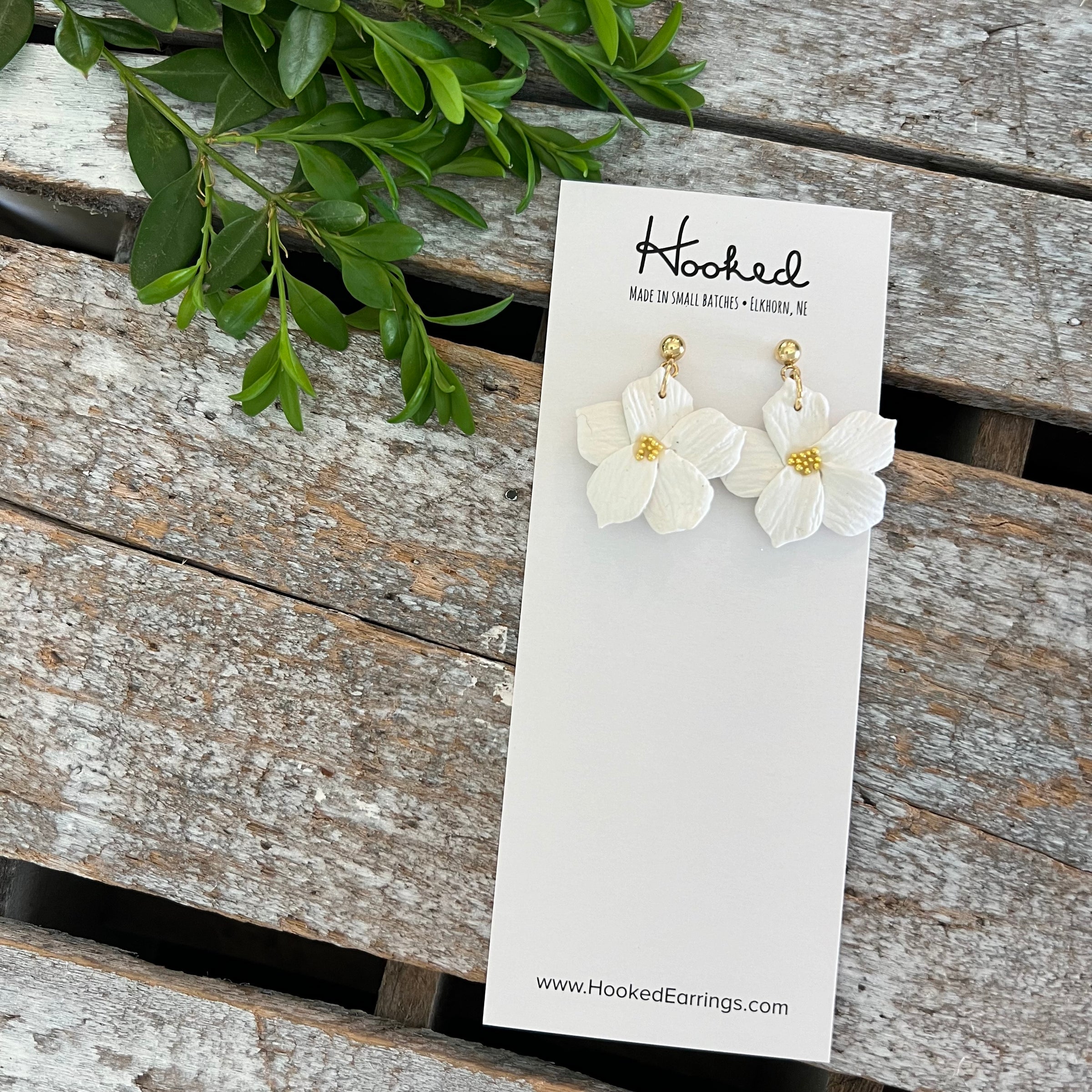 Small Flower Earrings in Daisy – Hooked, LLC