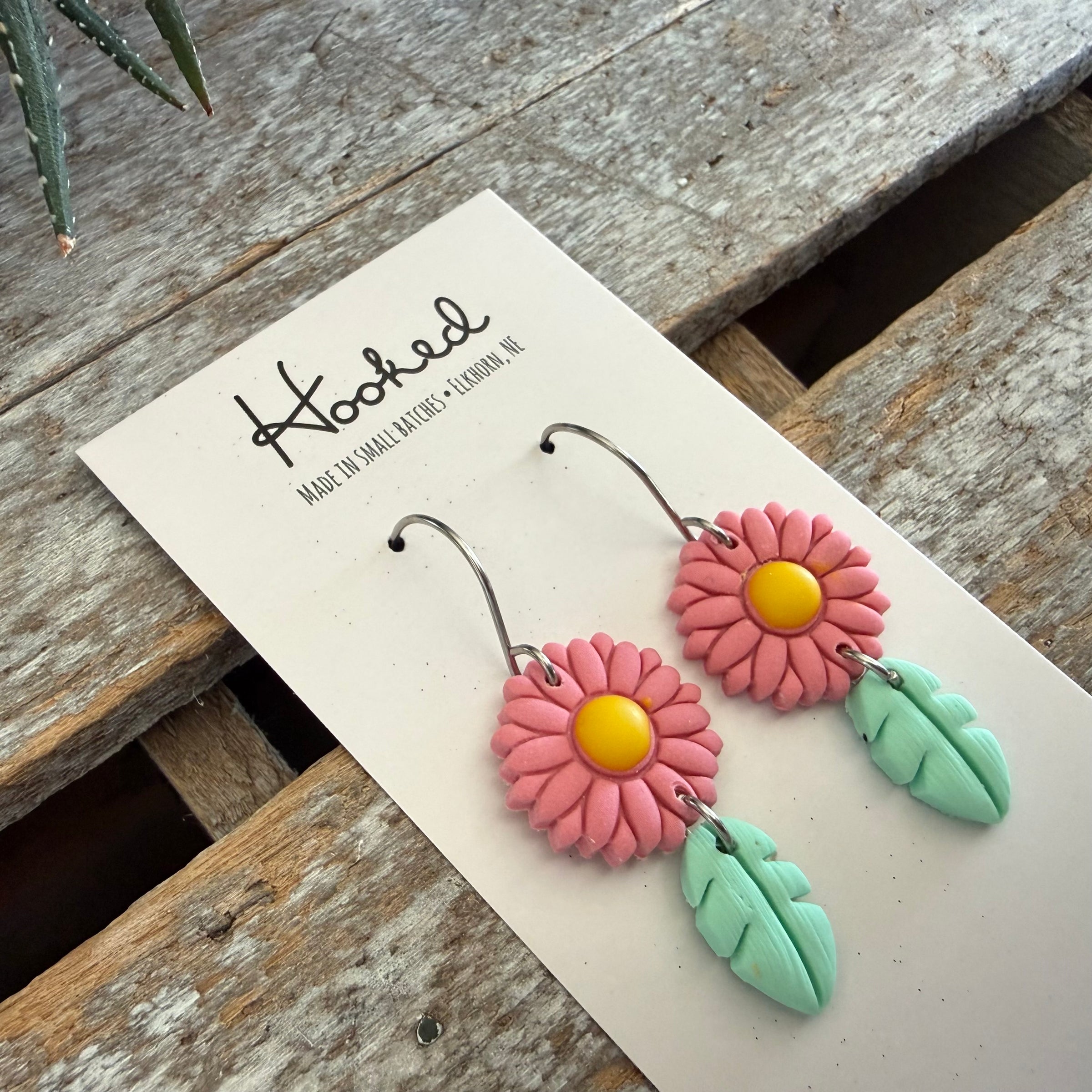 Pink Daisy Dangle Earrings