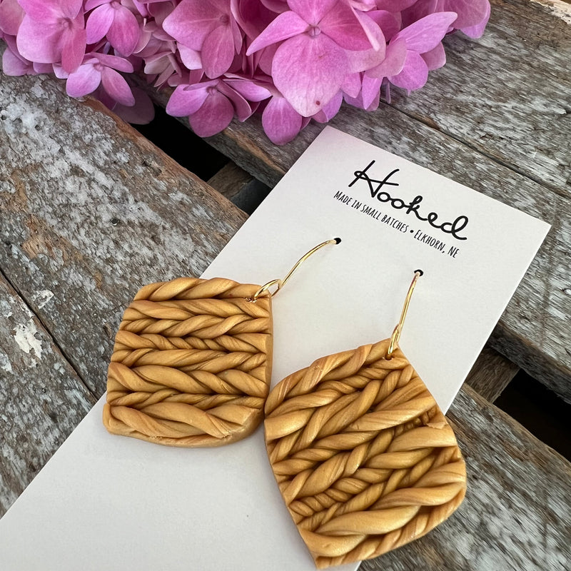 Sweater Diamonds in Spun Gold - Medium