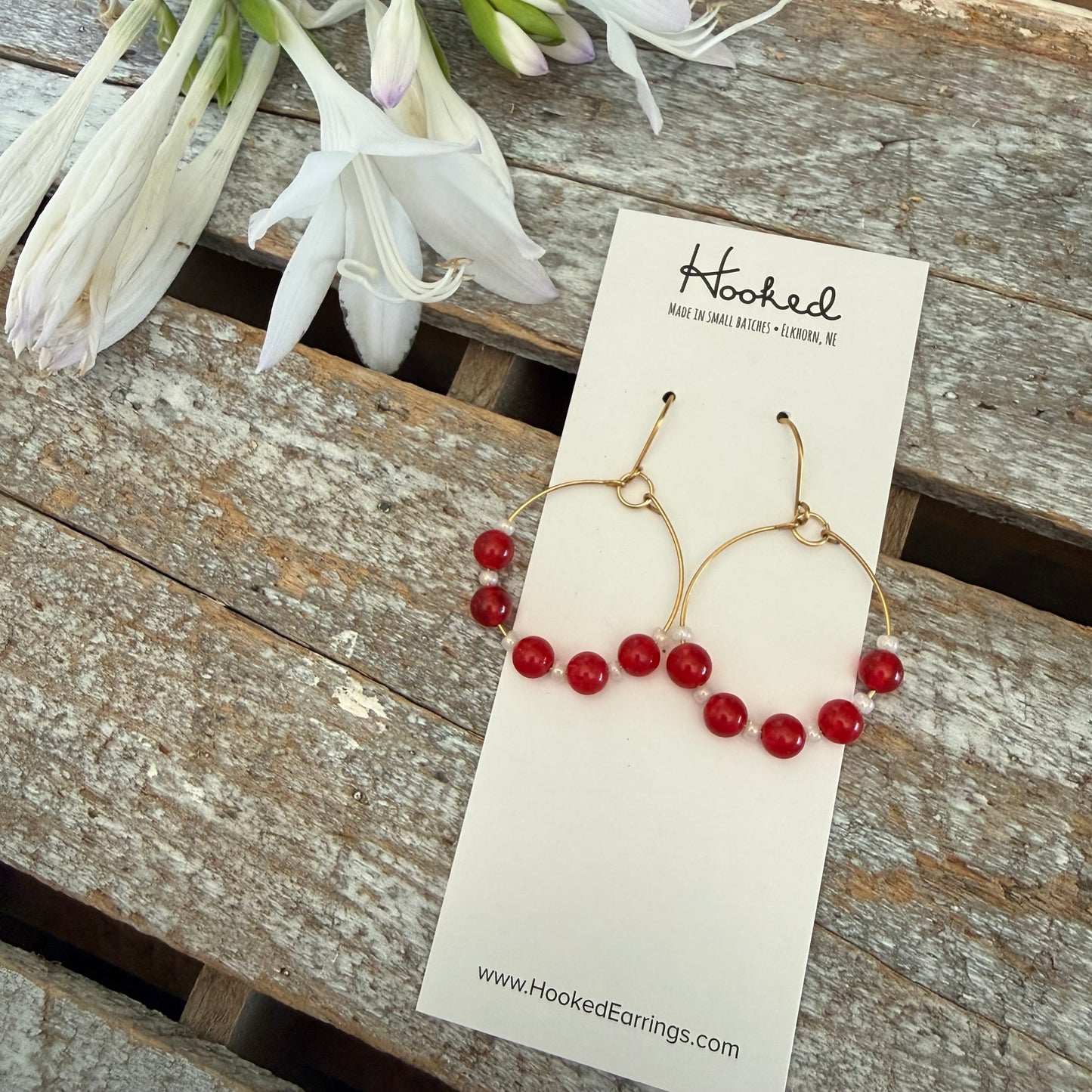 Nebraska Beaded Hoop Earrings - Red and Cream