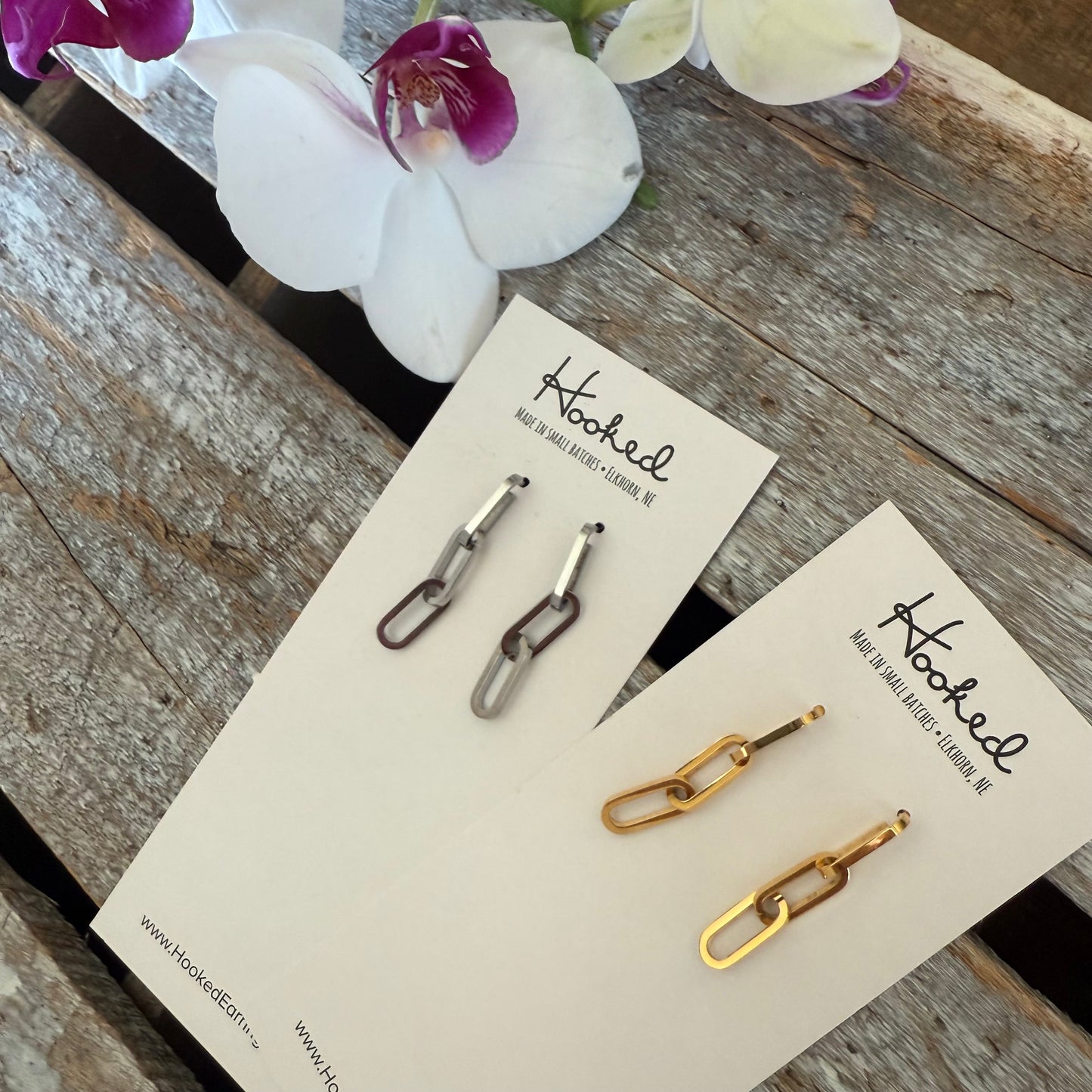 Paper Clip Chain Earrings - Gold