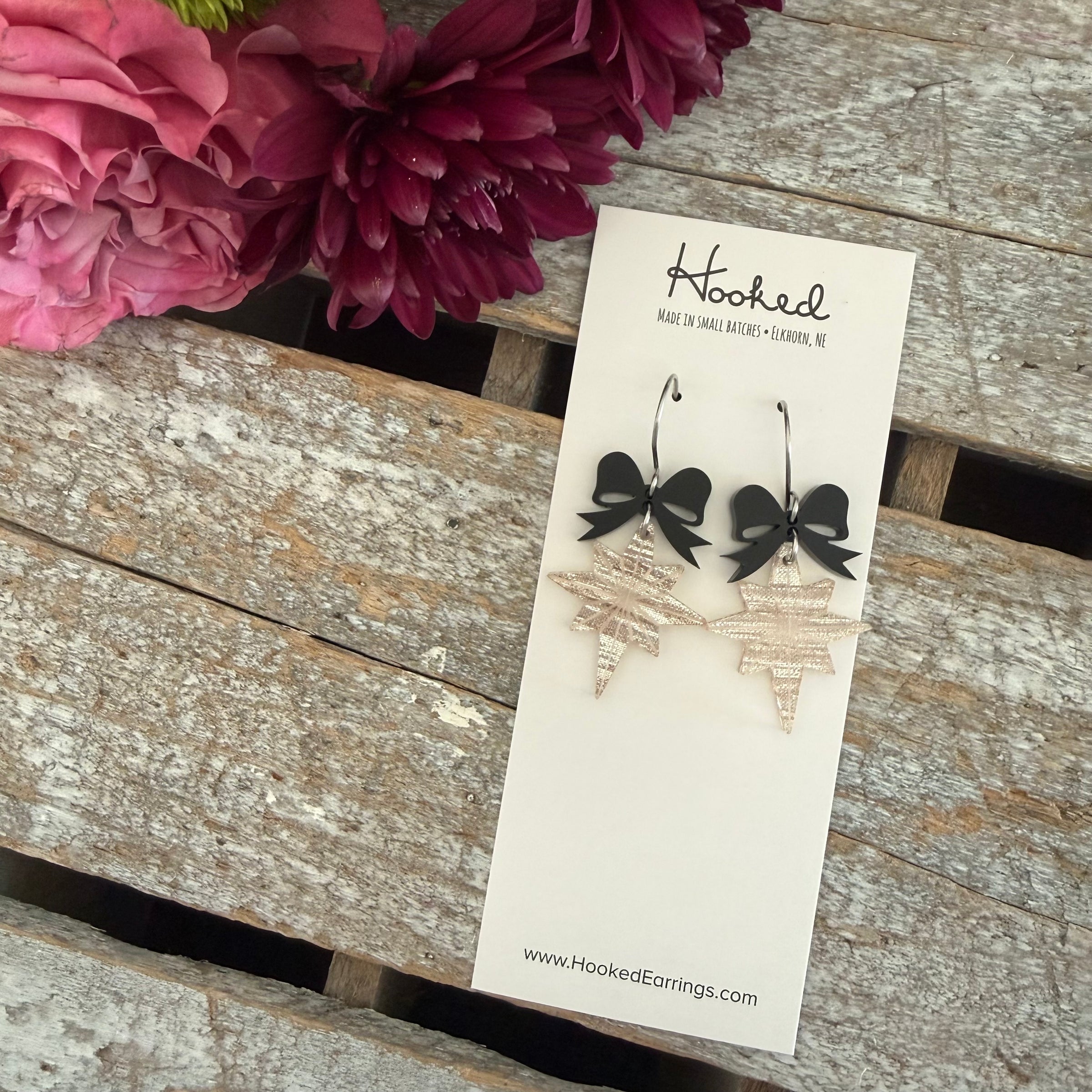 Rose Gold Shining Star Earrings - Medium