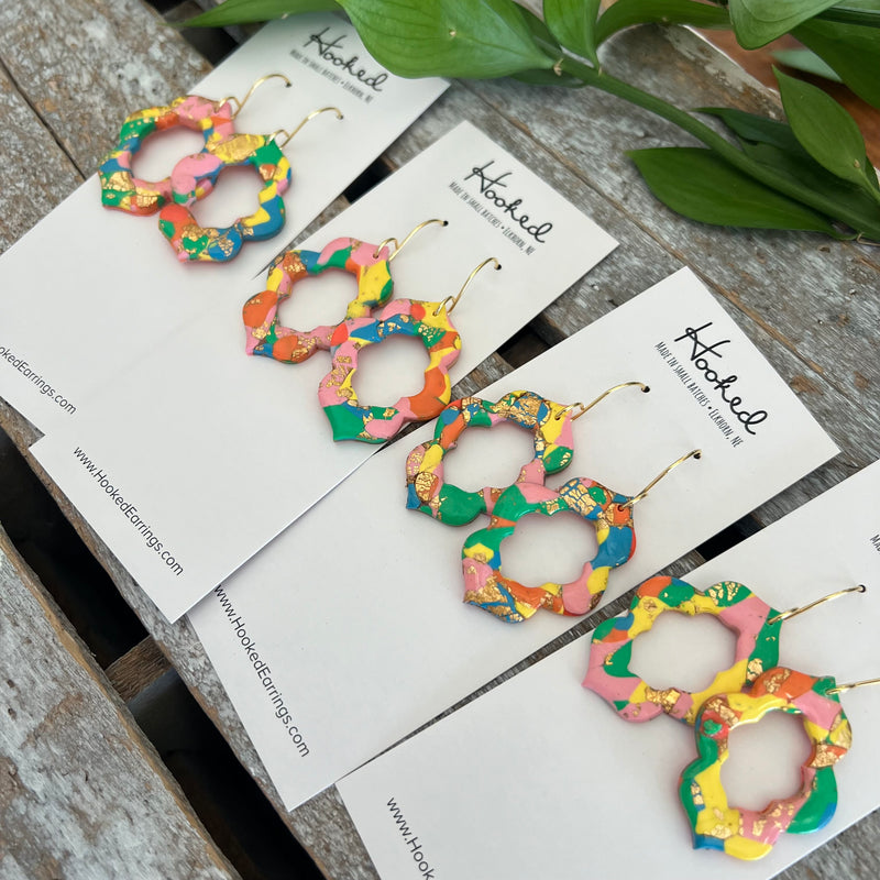 Quatrefoil Cutout Earrings in Warm Bright Mosaic