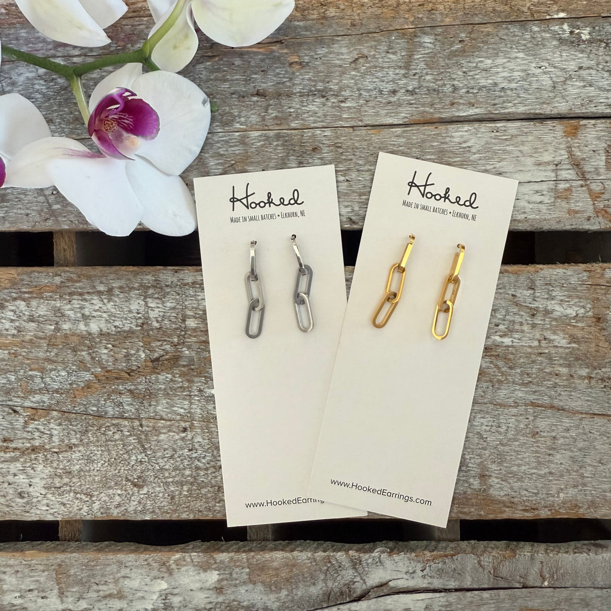 Paper Clip Chain Earrings - Gold