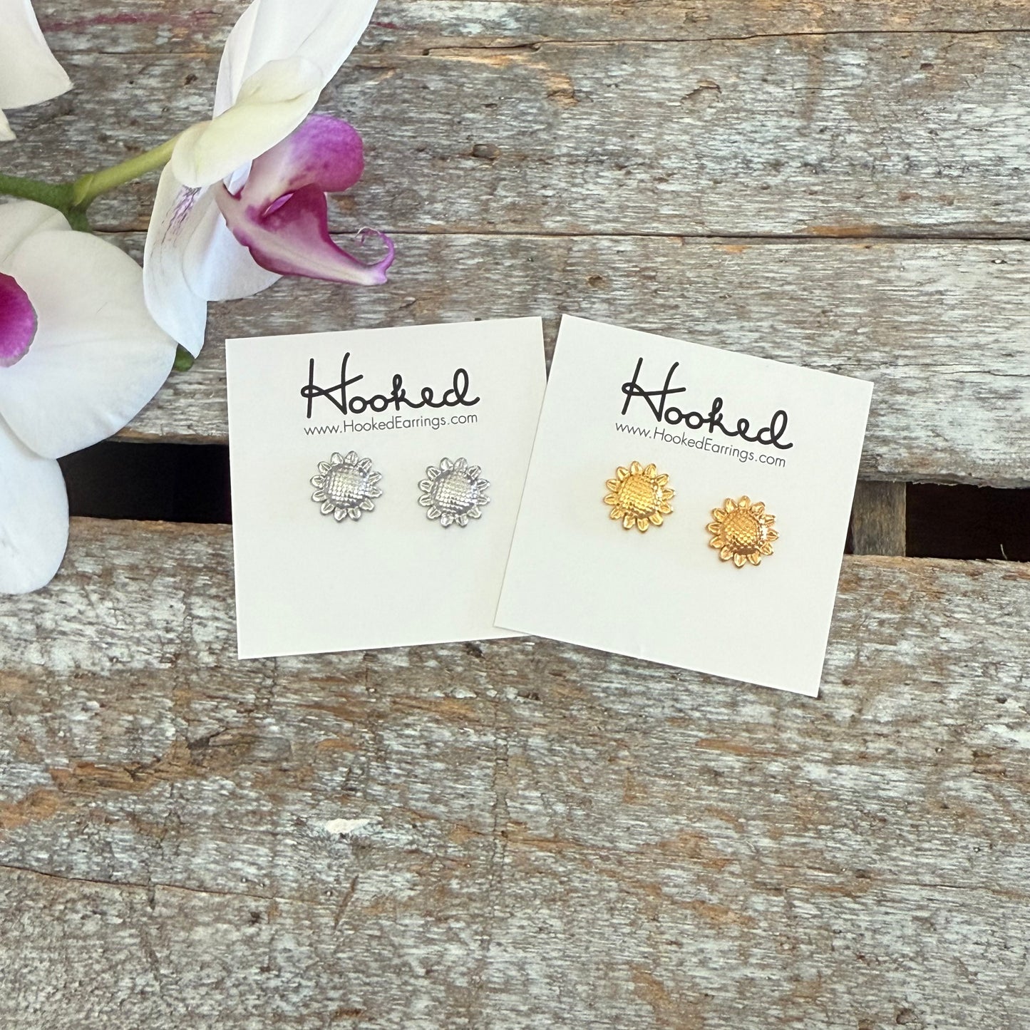 Premium Sunflower Stud Earrings - Gold