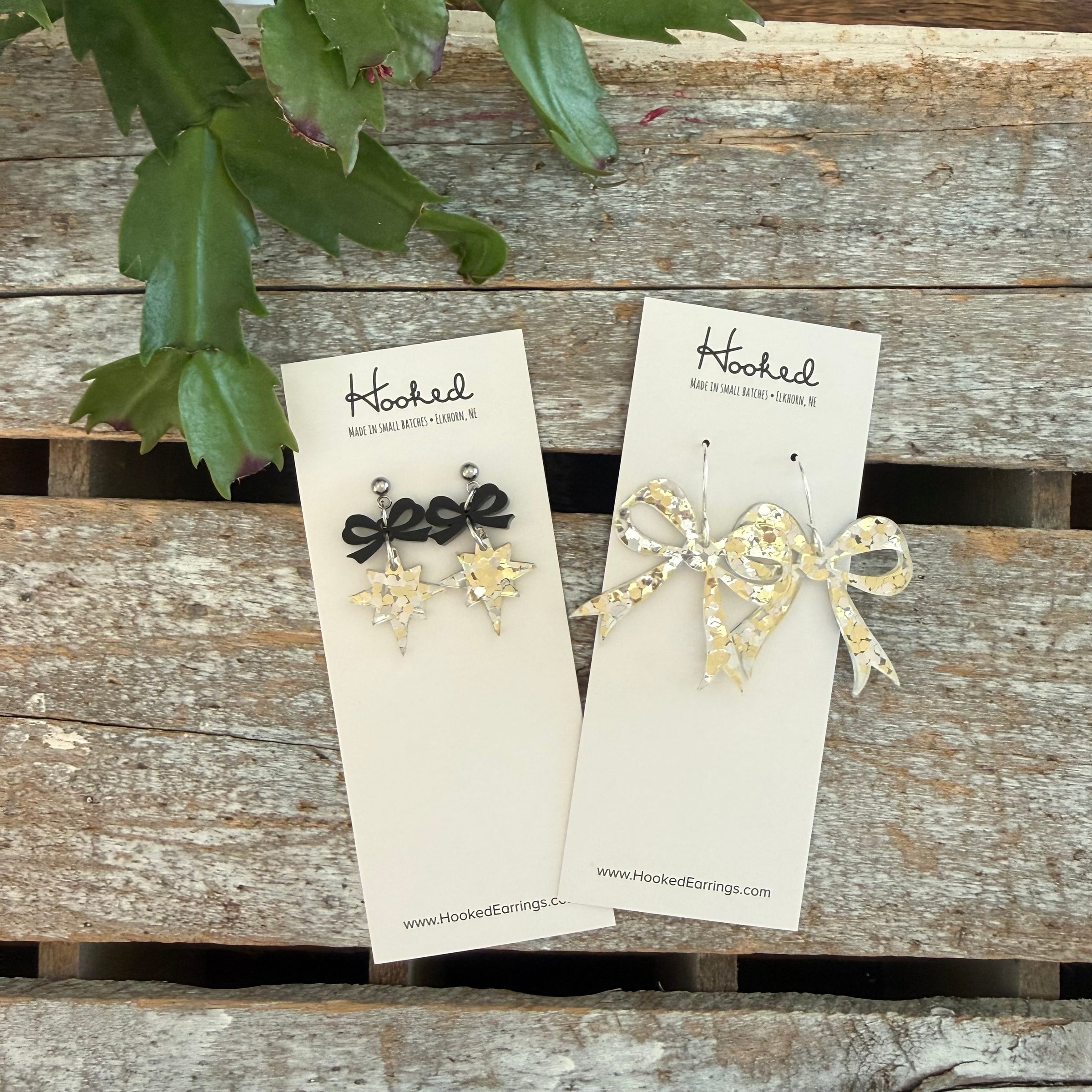 Main Character Energy Bow Earrings