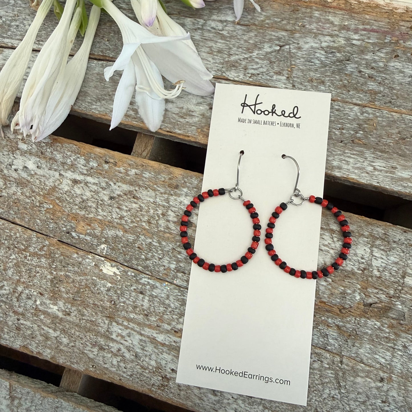 Nebraska Beaded Hoop Earrings - Red and Black