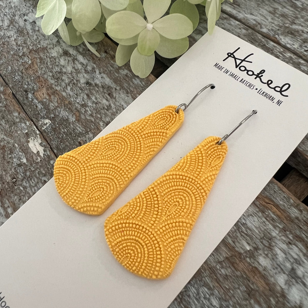 Golden Dangle Earrings - Medium - Ava's Army Benefit