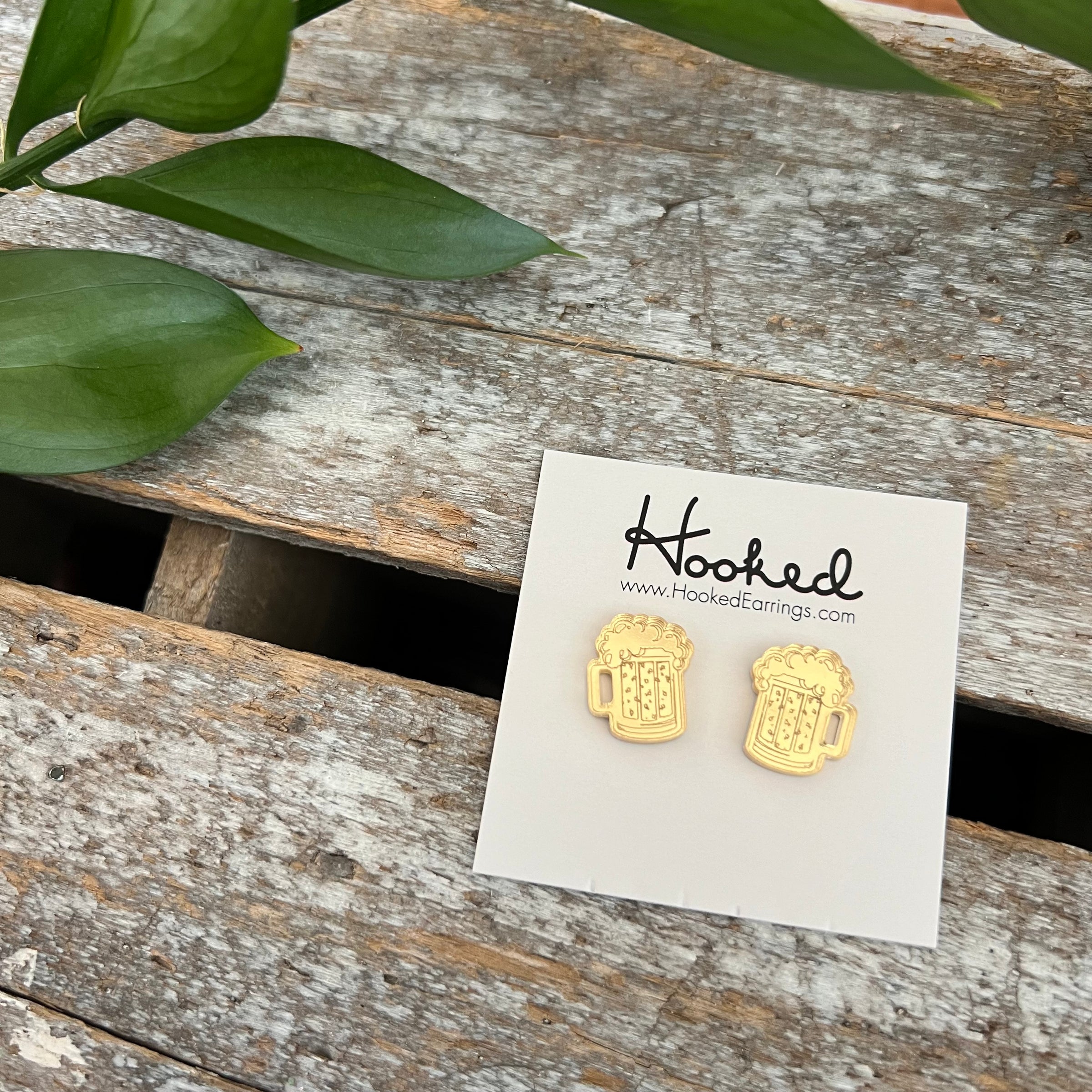 Etched Pint Studs