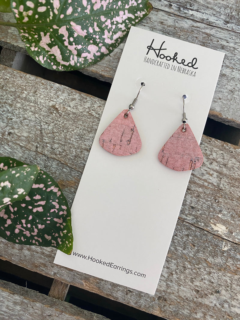 Powder Pink Pearl Triangle Minis