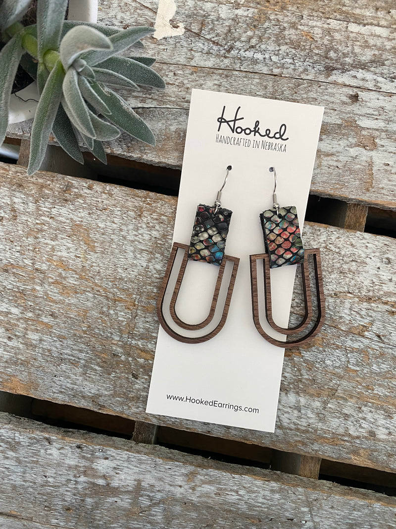 Looped Wooden Arcs - Size Medium - Hidden Rainbow