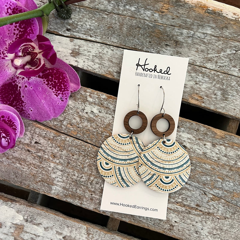 Boho Scalloped Suspended Stacks