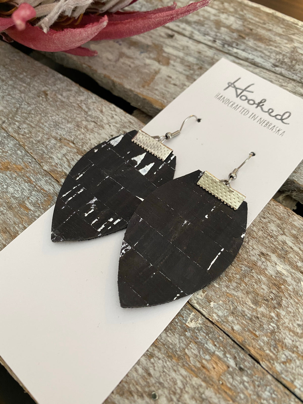 Silver Strand Black Cork Magnolias - Medium