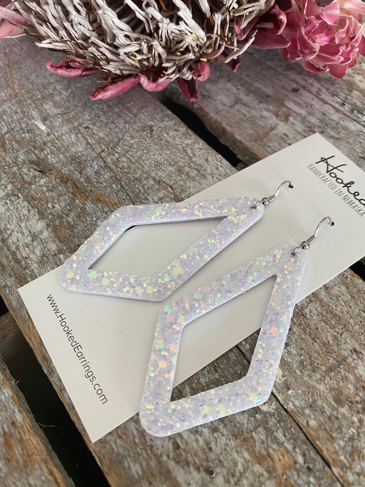 Diamond Cutouts in Crushed Opal - Large