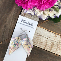 Unicorn Swirl Lilies - Medium