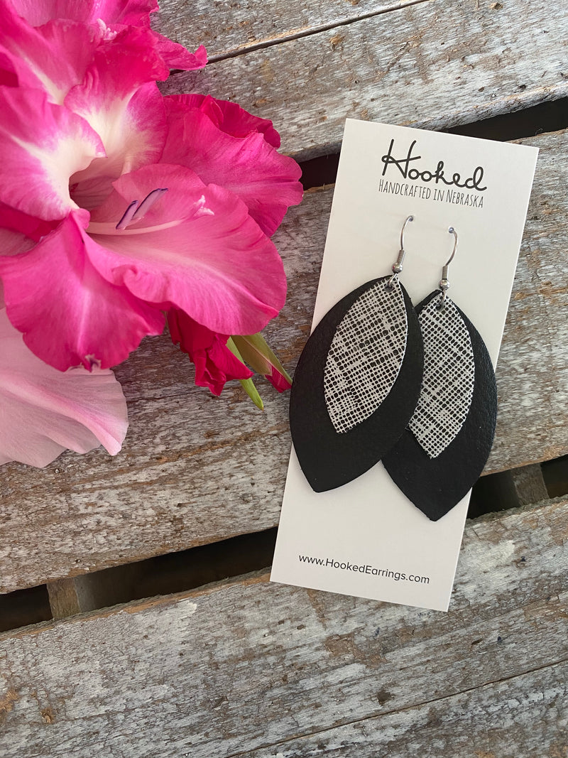 Crosshatch Layered Petals - Large