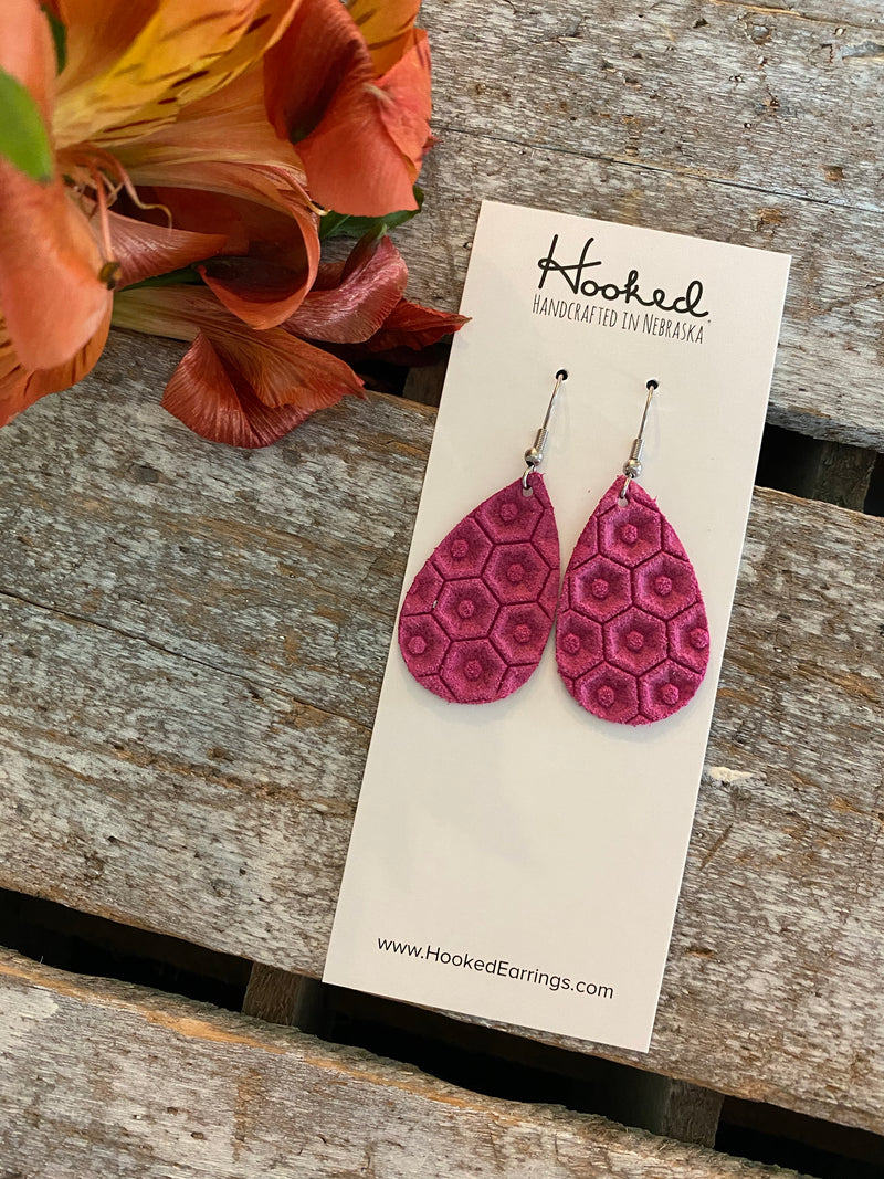 Hexagon Teardrops in Bridesmaid - Small