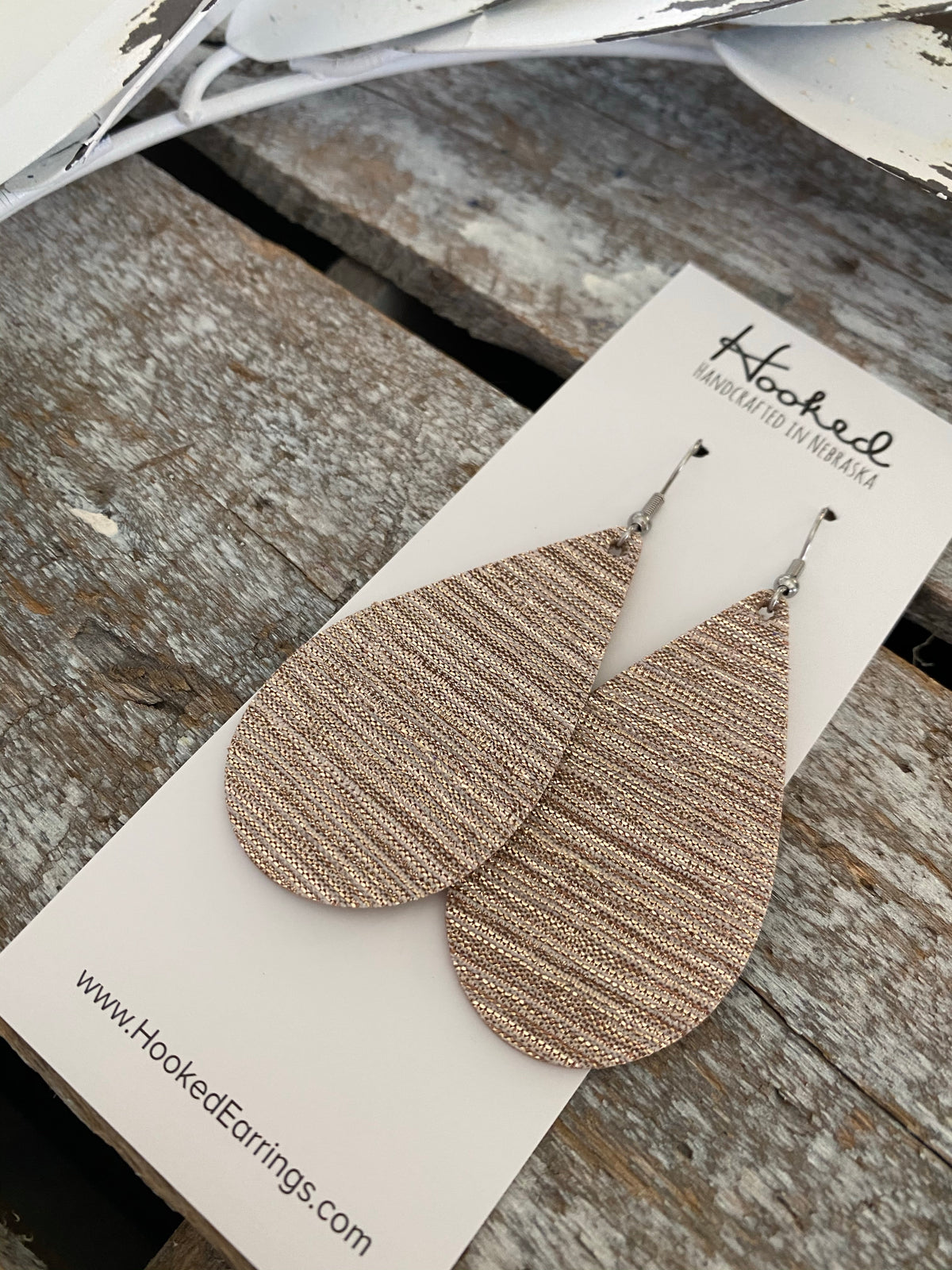 Rose Gold Shimmer Stripe Teardrops - Medium