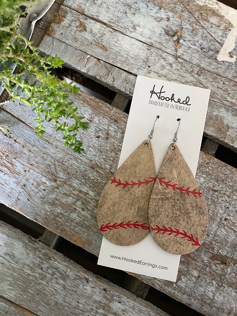 Vintage Baseball Teardrops - Large