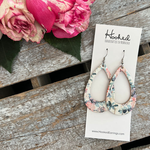 Rosie Birch Teardrop Cutouts - Medium