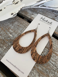 Cork Board Teardrop Cutouts - Medium