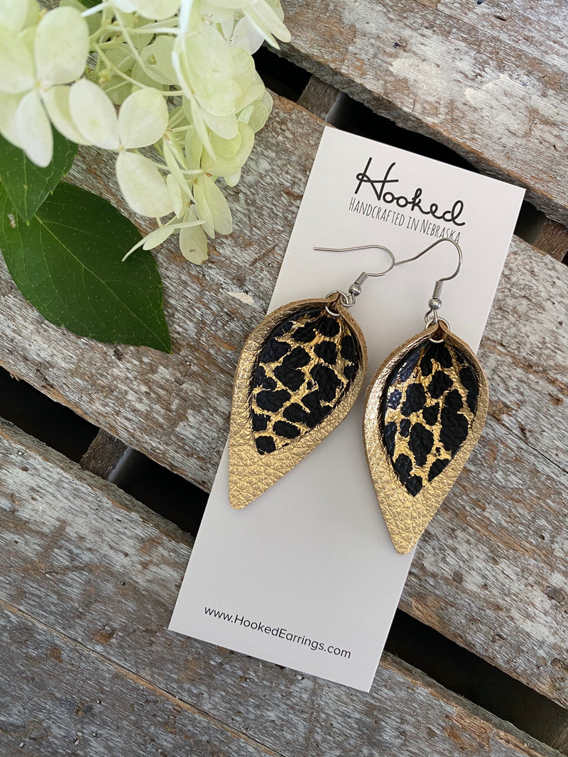 Crackled Black & Gold Layered Lilies - Medium