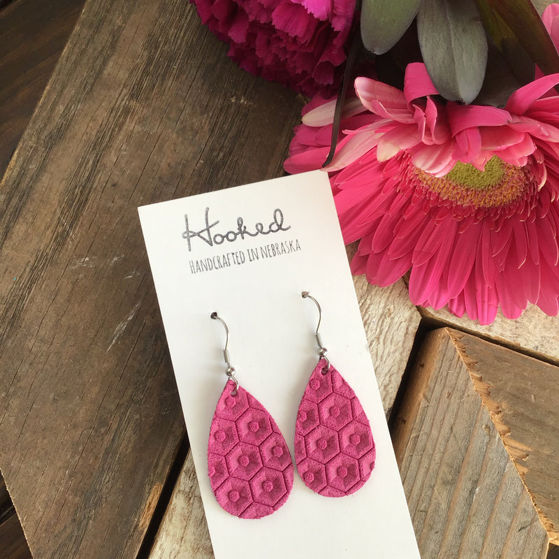 Hexagon Teardrops in Bridesmaid - Small