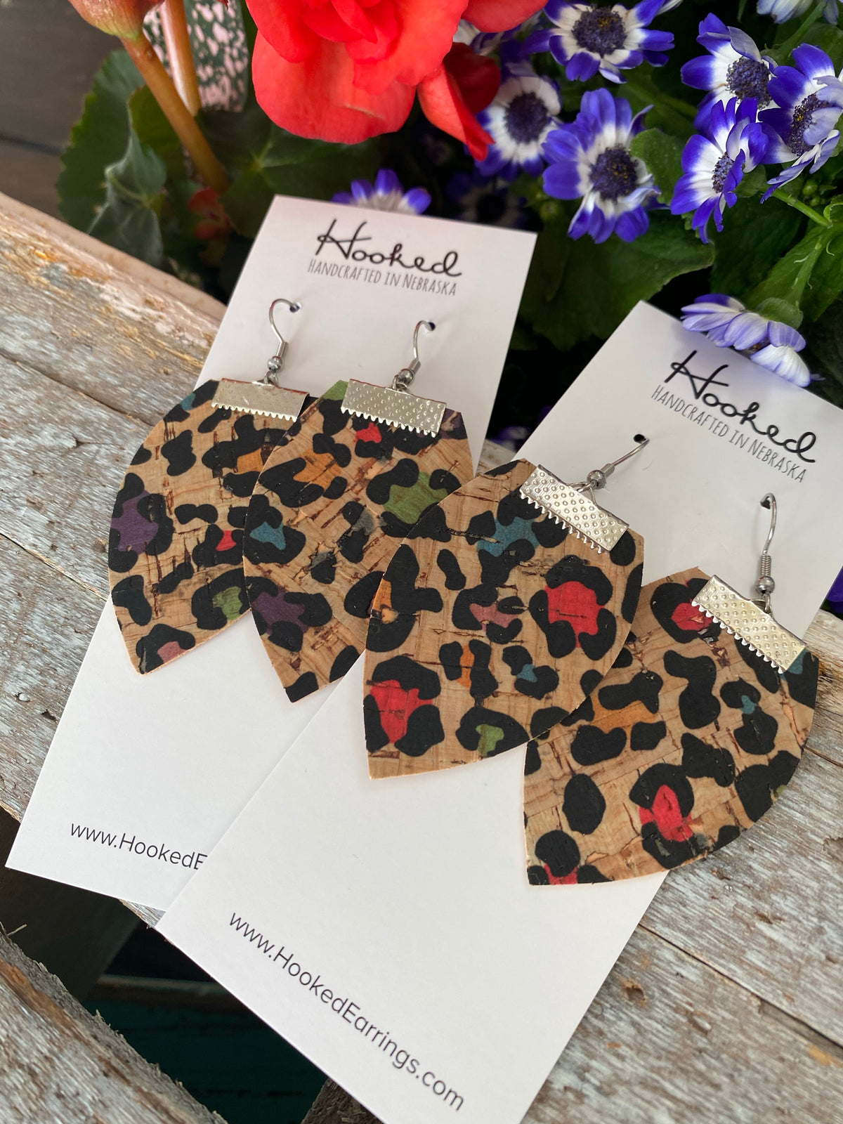 Rainbow Leopard Cork Magnolias - Medium
