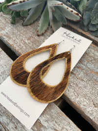 Chestnut Cowhide Teardrop Cutouts // Gold Edged - Large, HAIR ON