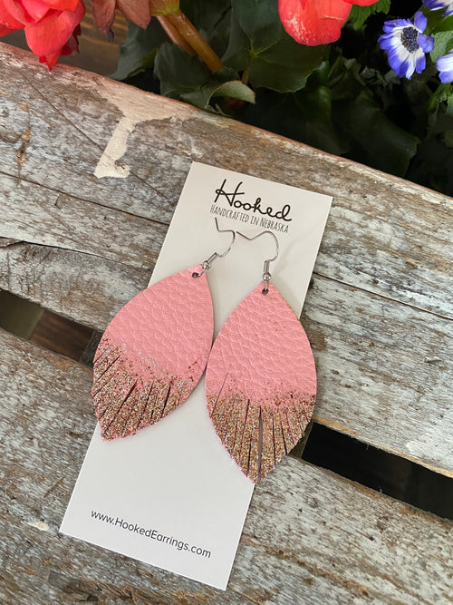 Glitter Dipped Pink Fringe Petals - Large