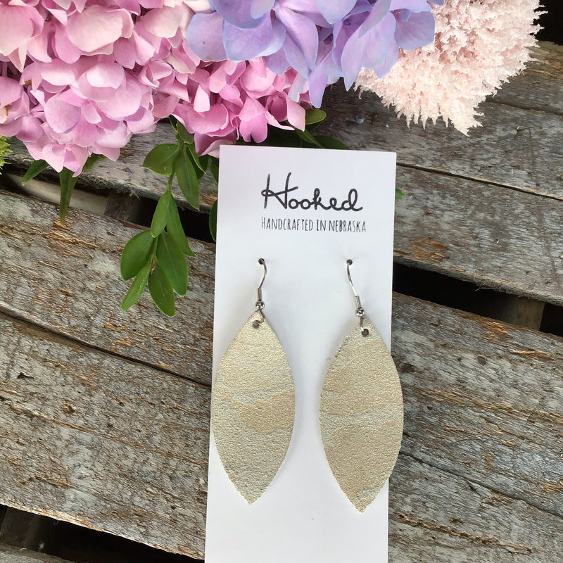 Classy Camo Petals in Trace of Gold  - Medium