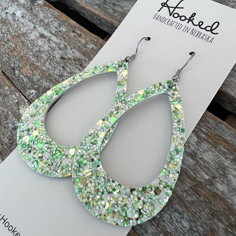 Shamrock Sparkle Teardrop Cutouts  - Medium