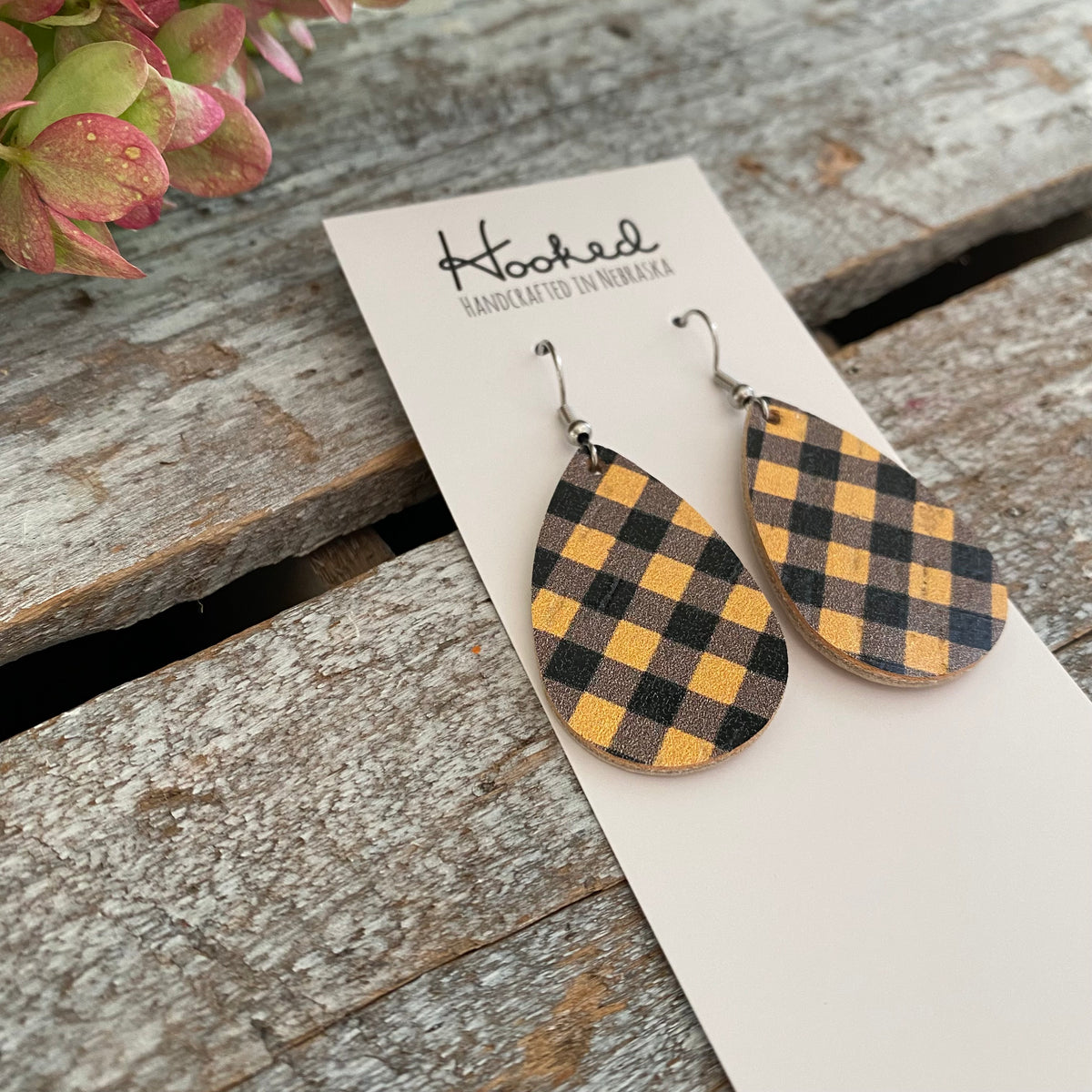 Harvest Buffalo Check Cork Teardrops - Small