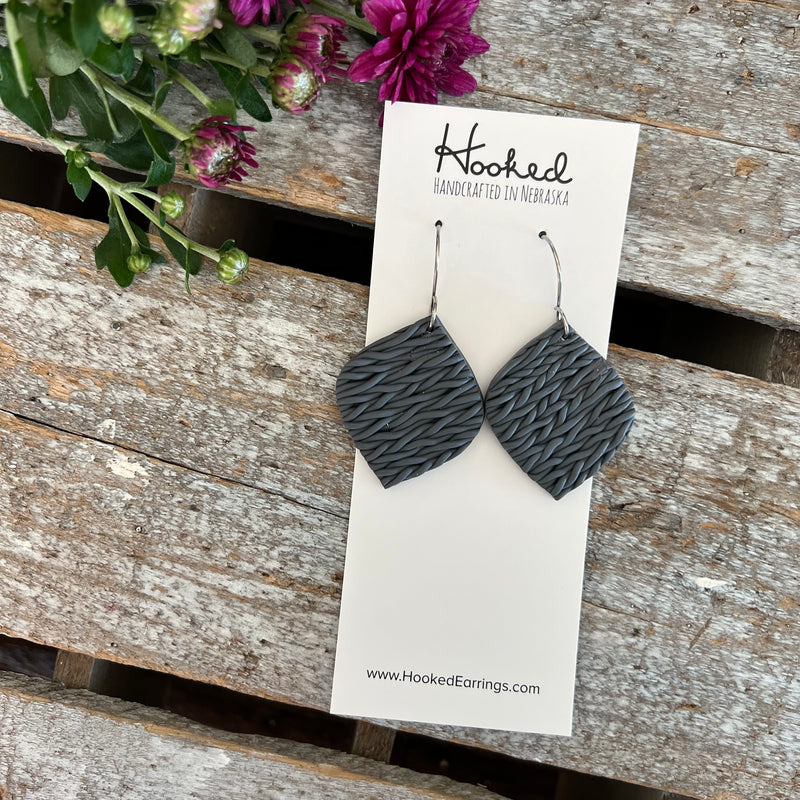 Sweater Diamonds in Charcoal - Medium
