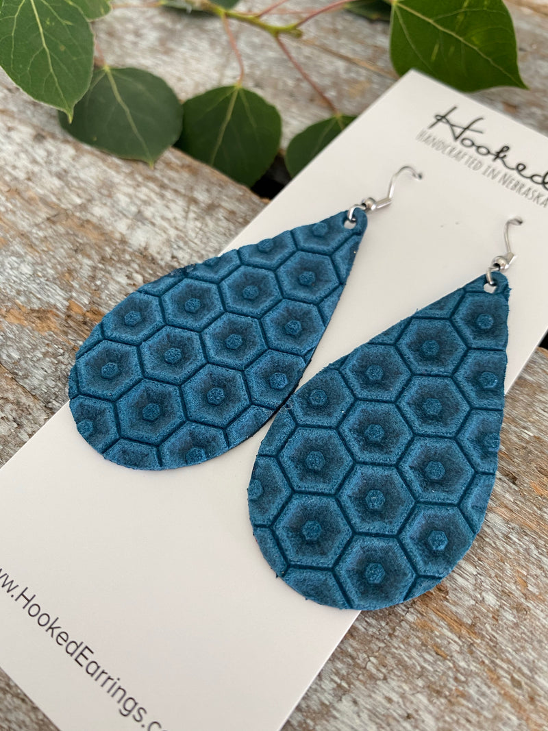 Hexagon Teardrops in Peacock - Medium