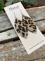 Glitzy Gold Leopard Petals - Medium