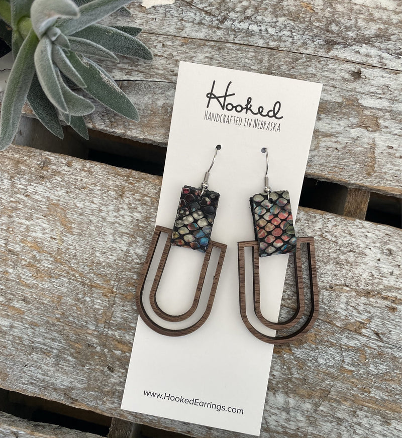 Looped Wooden Arcs - Size Medium - Hidden Rainbow